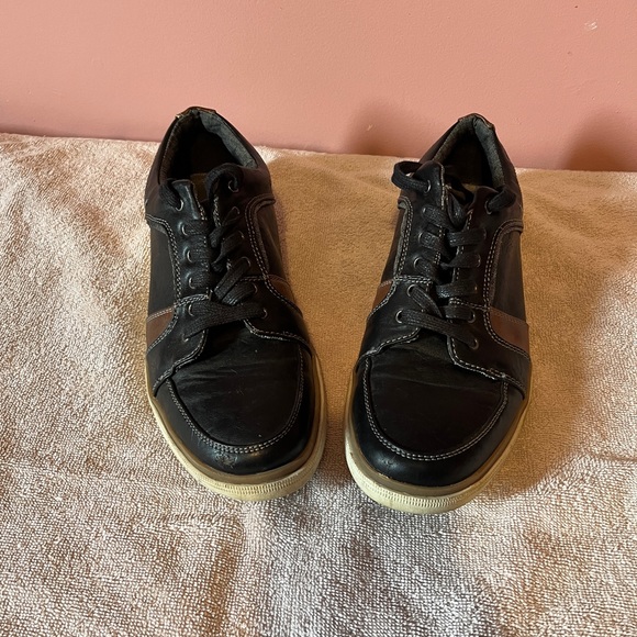 Size 10 Denver Hayes lace up shoes - Picture 3 of 8